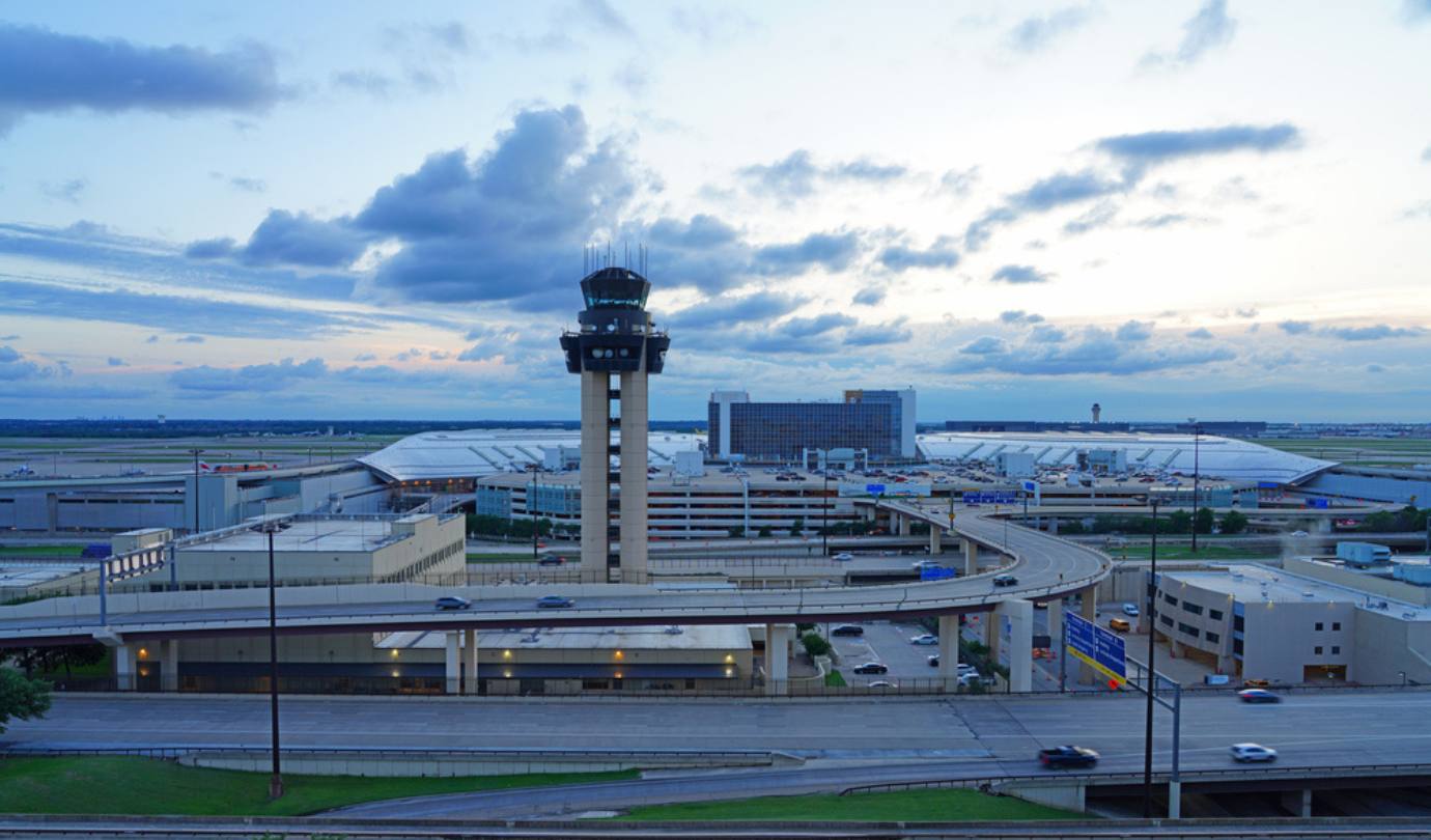 DFW Airport Parking Hero Image