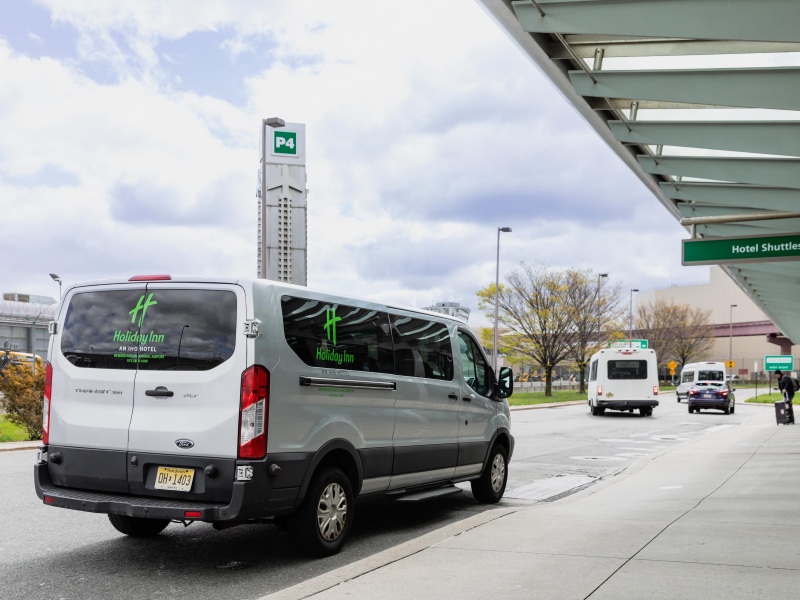 Holiday Inn EWR Airport photo 1