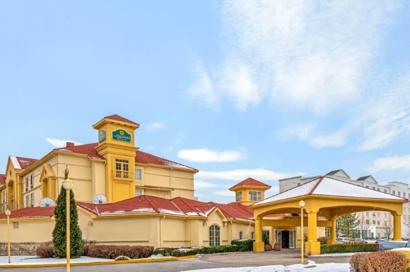 La Quinta Inn & Suites SLC photo 2